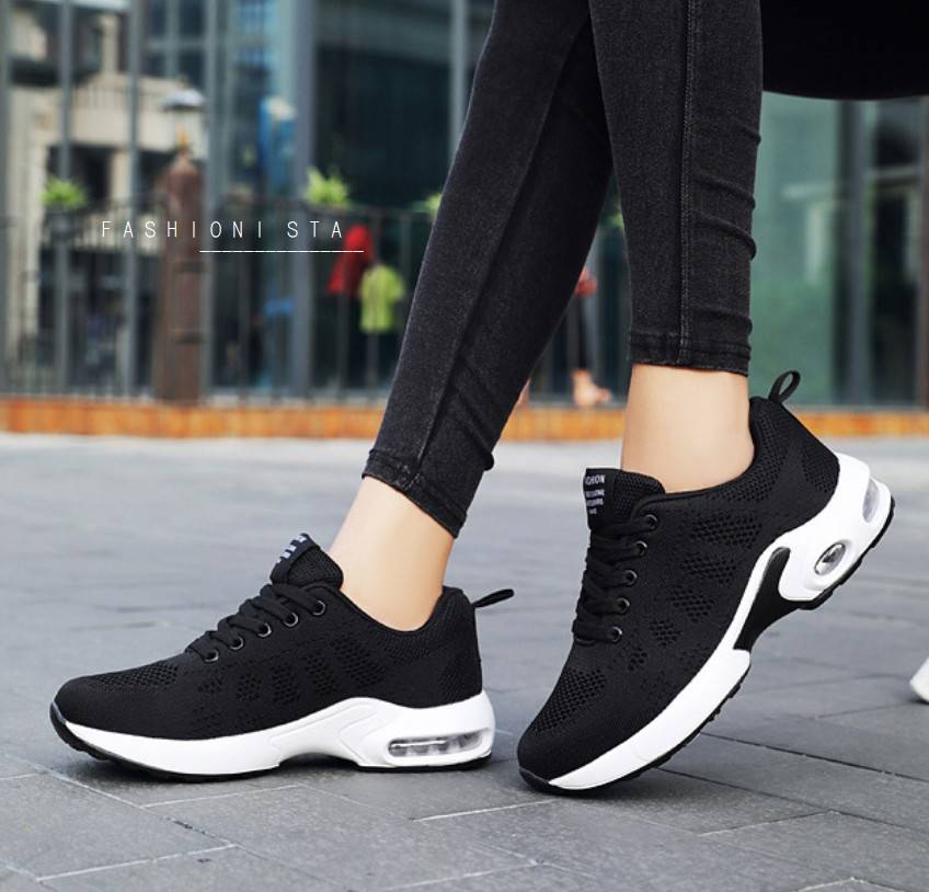 NEW ARRIVAL สนีคเกอร์สีสวยคุณภาพดี!! แฟชั่นที่ผสมผสานความโดดเด่นหลายมิติ ที่ใครๆพบเห็นเป็นต้องหลงรักอย่างแน่นอน!! รองเท้าผ้าใบ sneaker แฟชั่นจี๊ดจ๊าดสีสันสดใส วัสดุคุณภาพดี โดดเด่นด้วยโทนไล่ระดับสี ทรงพื้นปั๊ม 1.5 นิ้ว รองรับแรงกระแทกและยึดเกาะพื้นผิวได้ด