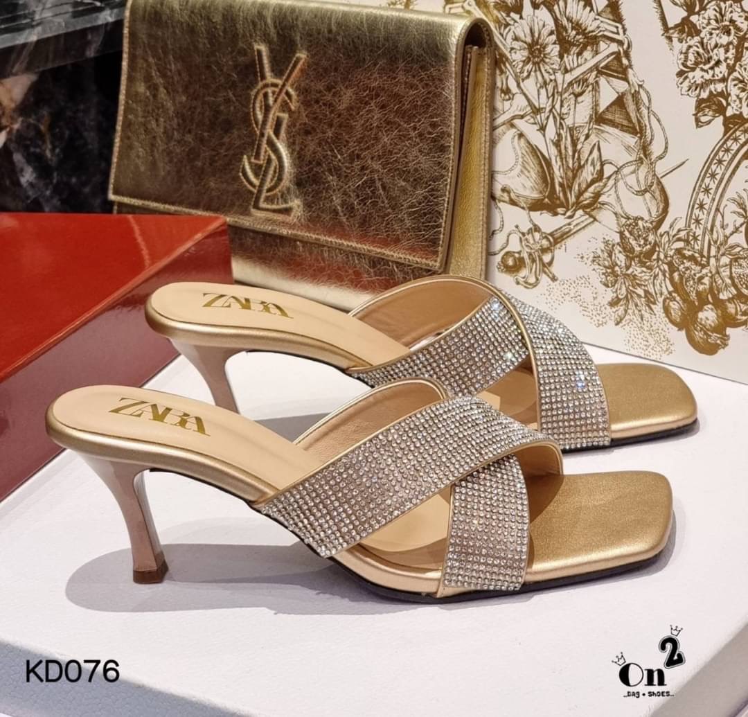 รองเท้าส้นสูง Zara หน้าไขว้ประกายเพชรสูง 3" งานสวยหรูอัพลุคให้ดูแพง ใส่ง่ายเข้าได้กับทุกชุดค่ะ