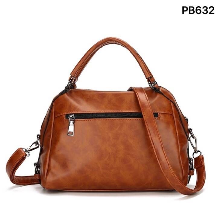 พร้อมส่ง กระเป๋านำเข้างานแท้เกาหลี หนังสวยมาก กันรอยขีดข่วน งานละเอียด หนังนิ่มวาวสวย ใช้แล้วไฮโซสุด สะพายได้ทุกโอกาส สาวๆ ไม่ควรพลาด