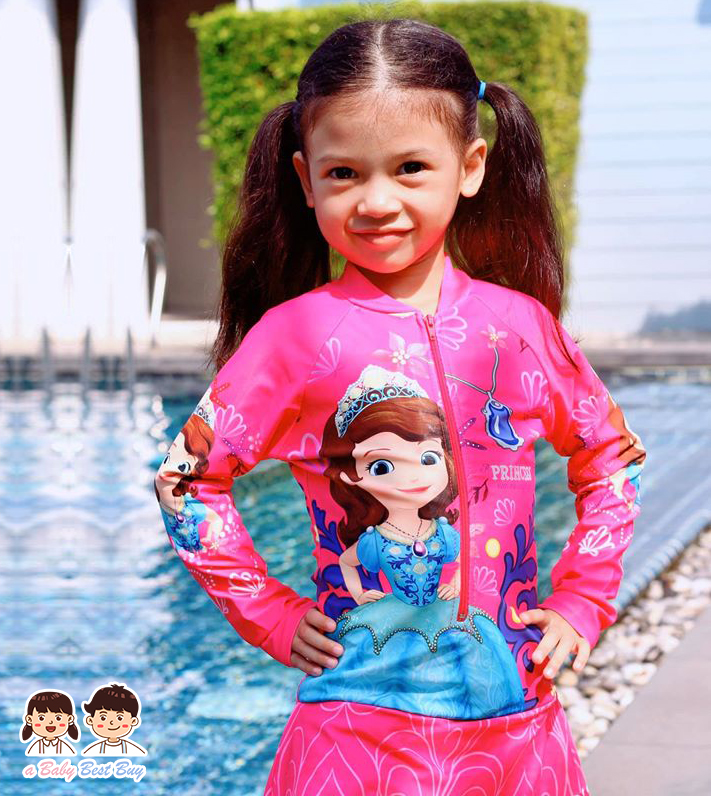 ( For Kids ) Swimsuit for Girls ชุดว่ายน้ำ เด็กผู้หญิง Sofia the First บอดี้สูท เสื้อแขนยาวกระโปรงกางเกง สีชมพู มาพร้อมหมวกว่ายน้ำและถุงผ้า ชุดว่ายน้ำเด็กผู้หญิง เจ้าหญิงโซเฟีย ดิสนีย์แท้