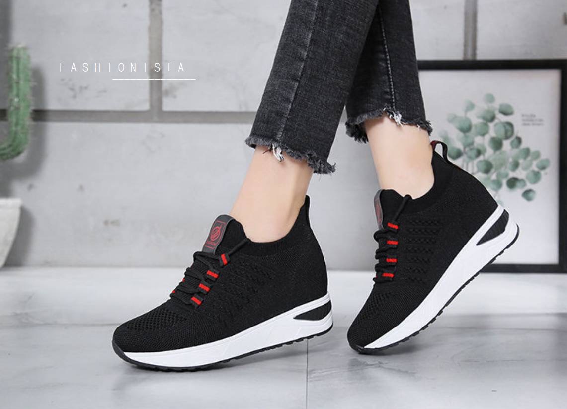 NEW ITEM แฟชั่นเสริมส้นมาแรง!! รองเท้าสลิปออนเสริมพื้น 5c.m. แต่งเชือกผูก ทรงสโลป วัสดุเนื้อผ้ายืดกระชับเท้า เนื้อหนาคุณภาพดี ขอบยางยืดเพิ่มความยืดหยุ่นในการสวมใส่ ใส่แล้วดูขาเรียวยาวสุดๆไปเลย ตัวพื้นรองเท้าเป็นยางพารากันลื่นได้ดีจ้า งานสวยเก๋น่ารักเรียบเ