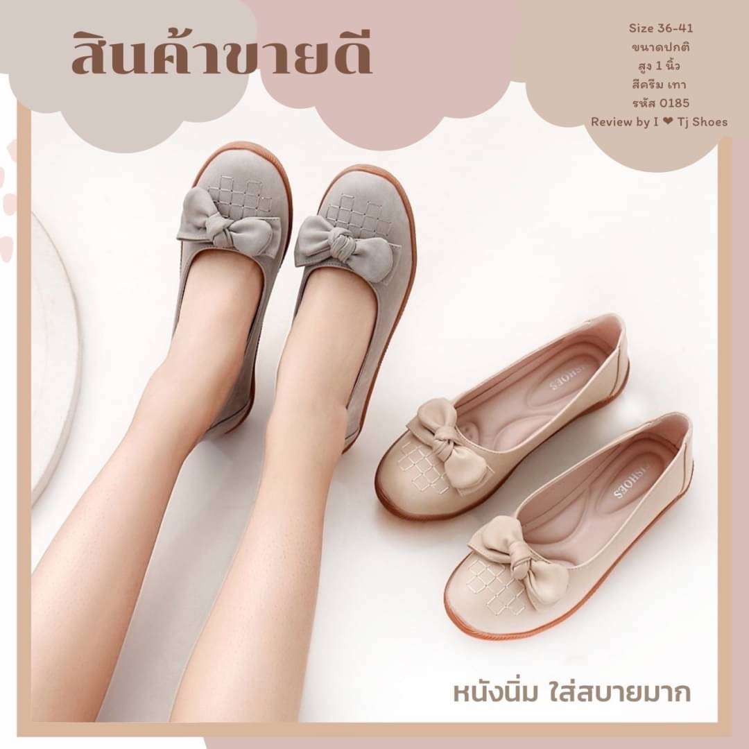 พร้อมส่งรองเท้าเพื่อสุขภาพ ที่ทั่งเกร๋ทั้งน่ารักสุดๆ รองเท้ารุ่นนี้เป็นงานสั่งทำพิเศษ หนังนิ้มนิ่ม พื้นบุนวมนิ่มทำให้ใส่สบายเท้าขึ้น น้ำหนักเบา ใส่นุ่มเดินทั้งวันได้สบายมากๆ ส้นยางเกรดพรีเมี่ยมอย่างดี แมทกับชุดอะไรก็เกร๋ เป็นรุ่นแนะนำ ซื้อไปรับรองไม่ผิดหว