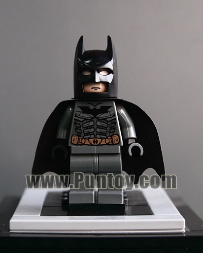 bat024: Batman, Dark Bluish Gray Suit with Black Mask