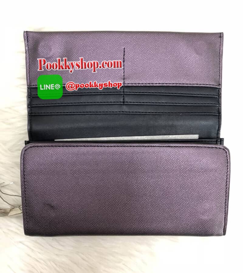 New arrival CHARLES & KEITH TASSEL DETAIL LONG WALLET BAG พร้อมส่งอีกครั้ง พร้อมเฉดสีใหม่ปี 2018ค่ะ!!! หระเป๋าสตางค์ใบยาวแบบฝาพับแม่เหล้ก ลายหนังคาร์เวีย สวย เรียบหรู ดูดี มากๆค่ะ ภายในกระเป๋าแบ่งเป็นช่องซิปยาวตอนหน้า ที่ตัวซิปเป็นอะไหล่พู่ห้อยลงมา เก๋มาก