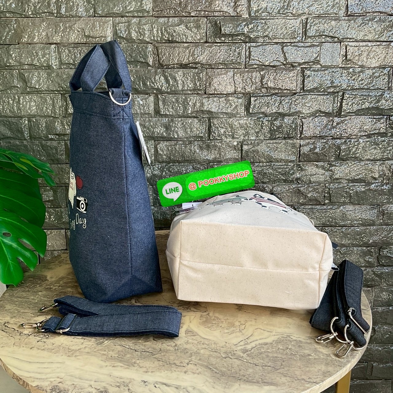 Japanese Kusuguru Embroider Lucy Paul Shoulder Bag Crossbody Bag Handbag Handbag Commuter Cartoon กระเป๋าสะพายข้าง Lucy Paul ลายปักญี่ปุ่น กระเป๋าถือทรงคุสุกุรุ กระเป๋าถือทรงสะพายข้างลายการ์ตูน ขนาดใหญ่จุของได้เยอะมาก รุ่นนี้แนะนำเลยสวยคุ้มใช้งานง่าย ห้าม