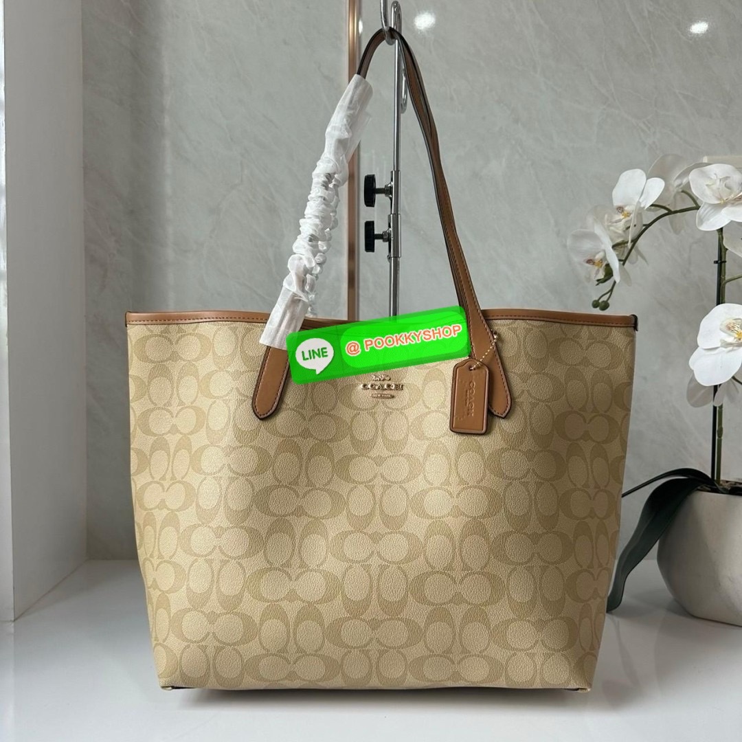 COACH CITY TOTE IN SIGNATURE CANVAS (5696) ðāļāļĢāļ°āđāļāđāļēāļāļĢāļāļāđāļāļāļāļīāđāļāđāļāđāļŦāļāđ āđāļŦāļĄāļēāļ°āļāļąāļāļŠāļēāļ§āđāļŠāļēāļĒāđāļāļāļāļ°āļŠāļąāļĄāļ āļēāļĢāļ°āđāļĒāļāļ° ðāļ§āļąāļŠāļāļļ: āļŦāļāļąāļāđāļāļāļ§āļēāļŠāļāļąāļāļāļāļāļŦāļāļąāļāđāļāđ ðāđāļāļīāļ-āļāļīāļāļāđāļ§āļĒāļāļĢāļ°āļāļļāļĄāđāļāđāļ āļāđāļēāļāđāļāđāļĨāđāļ āđāļŠāđāļāļāļāđāļāđāđāļĒāļāļ° āļĄāļĩāļāđāļāļāļāļīāļ 1 āļāđāļāļ āļŠāļēāļĄāļēāļĢāļāđāļŠāđ iPad āđāļāđāļāļļāļāļĢāļļāđāļ