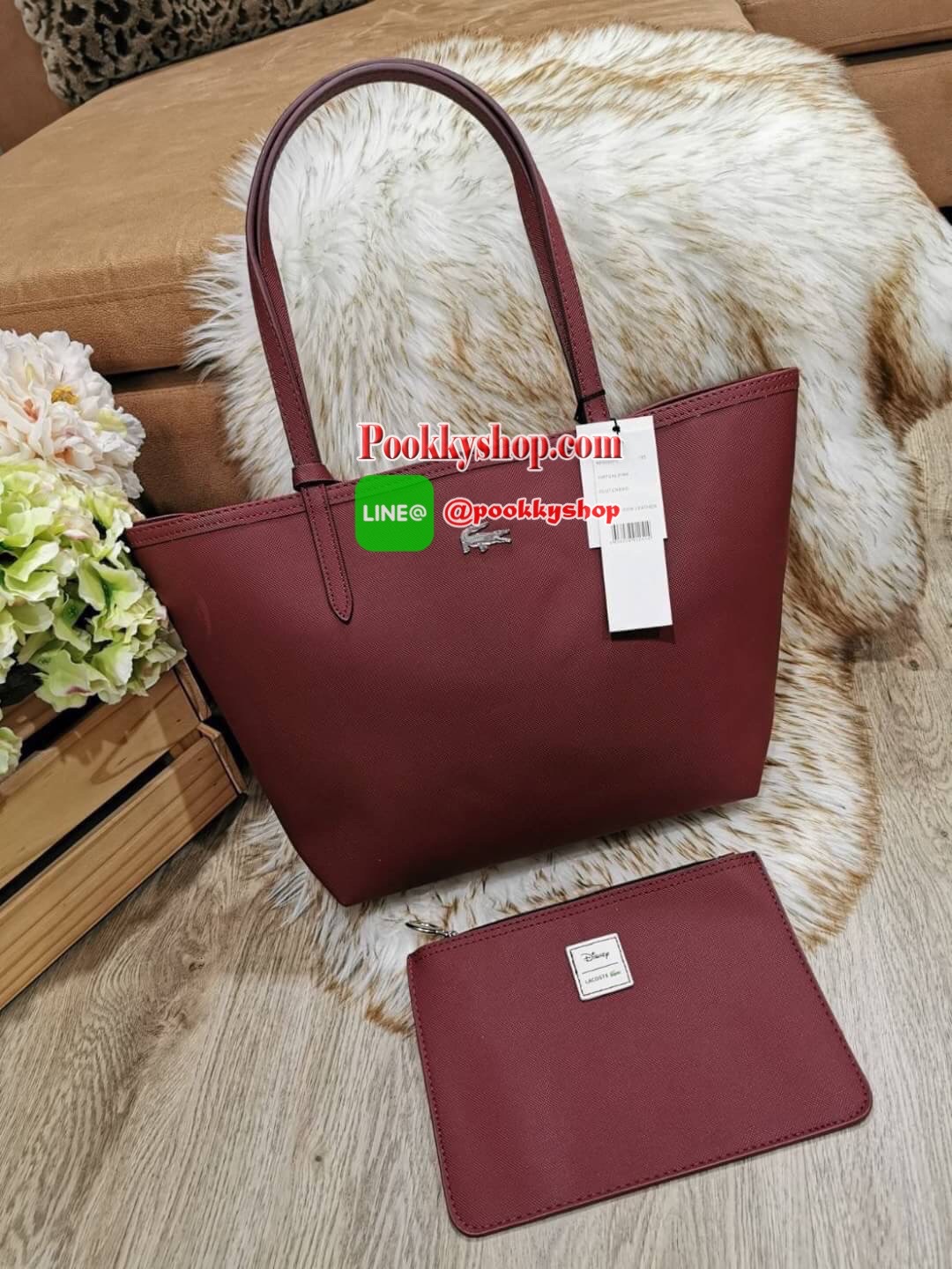 Don't Miss! Best Seller! ซื้อ1ได้ถึง2!! New! & Limited x Disney Holiday Collection Reversible Tote Bag With Clutch คอลเลคชั่นดิสนีย์ทรงTote มาพร้อมใบเล็กเข้าชุดสุดคุ้มสามารถแยกใช้ได้ วัสดุหนัง Saffiano สวยกันน้ำดูแลรักษาง่ายดีไซน์โดดเด่นมีลูก