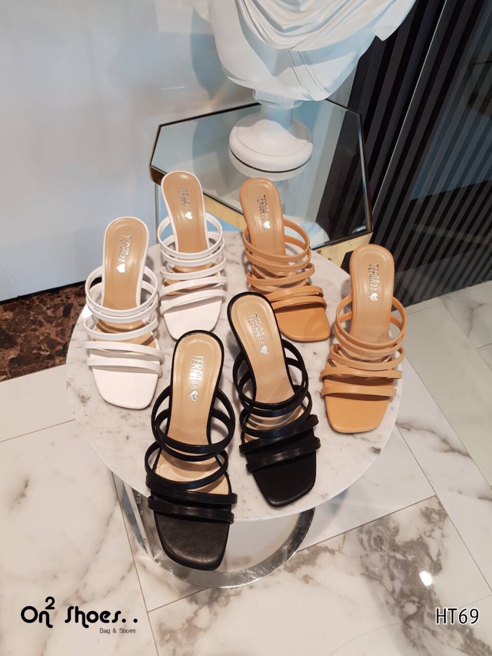 ส้นสูงแต่งสายคาดหนัง5เส้นสวยหรูดูคุณหนูคุณนายมากคะ หนังPu นิ่มใส่สบายทรงนี้ให้ลุคเซ็กซี่หน่อยๆ อย่าปล่อยให้พลาดนะคะรอบนี้