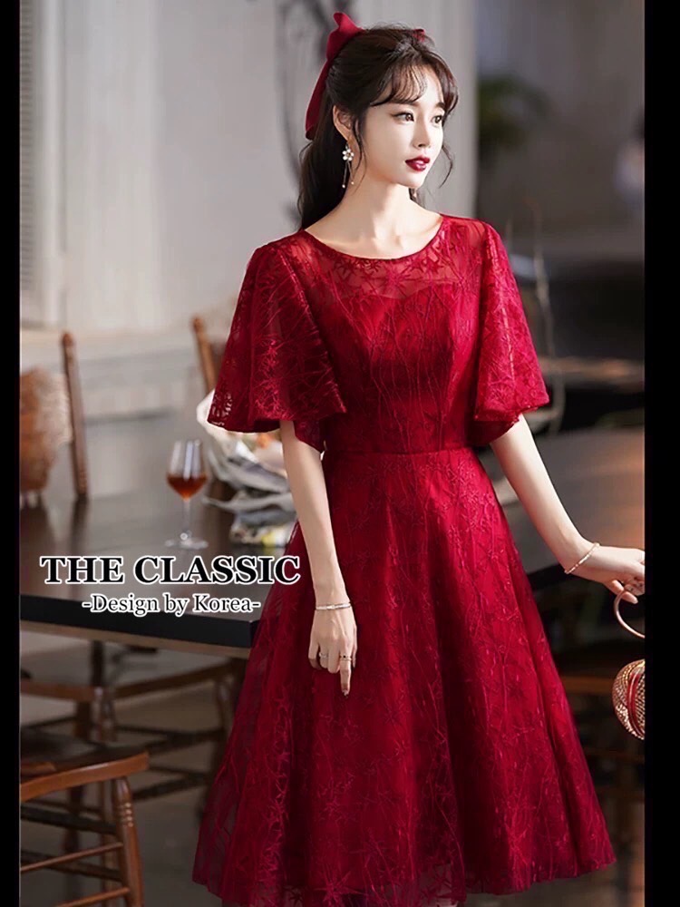 เดรสแฟชั่น เดรสแขนระบาย โบว์ผูกเอว ใช้ผ้าเนื้อดีหลายเนื้อผ้า หลายชั้น