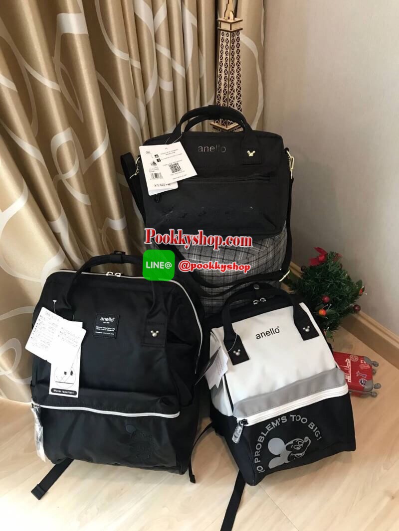Disney Japan Limited Anello Collaboration Backpack (l) Mickey Retro รุ่นลิมิเตทที่ทางแบรนด์ฉลองครบรอบ90ปี กับวอลท์ดิสนีย์ คอลเลคชั่นสวยๆมีทั้งขนาดคลาสสิค,มินิ,และรุ่นบอสตันวาดลวดลายการ์ตูนจากวอลท์ดิสนีย์เพื่อให้ดูมีสีสัน ใช้ได้ทั้งผู้ใหญ่และเด็ก จะหญิงหรื