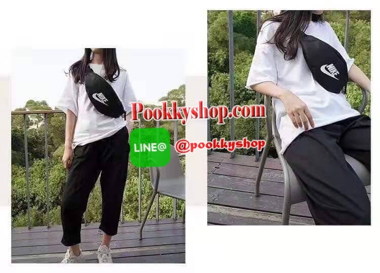 NIKE HERITAGE WAIST BAG (BA5750-010) กระเป๋าทรงคาดเอวและคาดหน้าอกสไตล์สปอร์ต เปิดปิดด้วยซิปคู่ ภายในใส่กระเป๋าสตางค์ยาวได้ ด้านหน้าสกรีนโลโก้แบรนด์ สายคาดปรับความยาวได้ฟรีไซส์ น้ำหนักเบา จะสะพายคาดอกช้อปปิ้งหรือจะวิ่งออกกำลังกายก็ได้คร้า!!