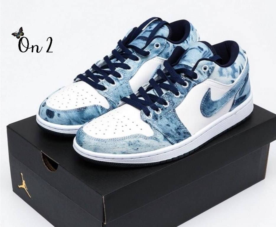 รองเท้าผ้าใบวิ่ง nike basketball shoes ปั้มแบรนด์เหมือนแท้เป๊ะ ใส่สลับกับงานแท้ได้ค่ะ รุ่นนี้เป็นผ้าทอสวมใส่สบายระบายอากาศได้ดี พื้นยางกันลื่น สำหรับใส่เดิน ใส่วิ่ง ใส่ออกกำลังกาย ได้ คะ