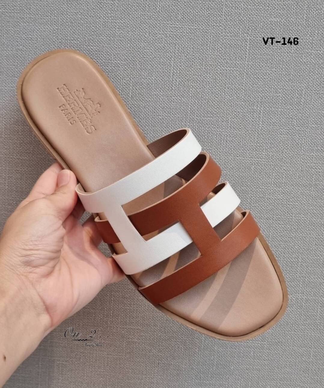 รองเท้าแตะสวม Hermes amica หน้าสานทูโทน ทรงสวยเสริมพื้นนิ่มใส่สวย งานปั้มแบรนด์ค่ะ