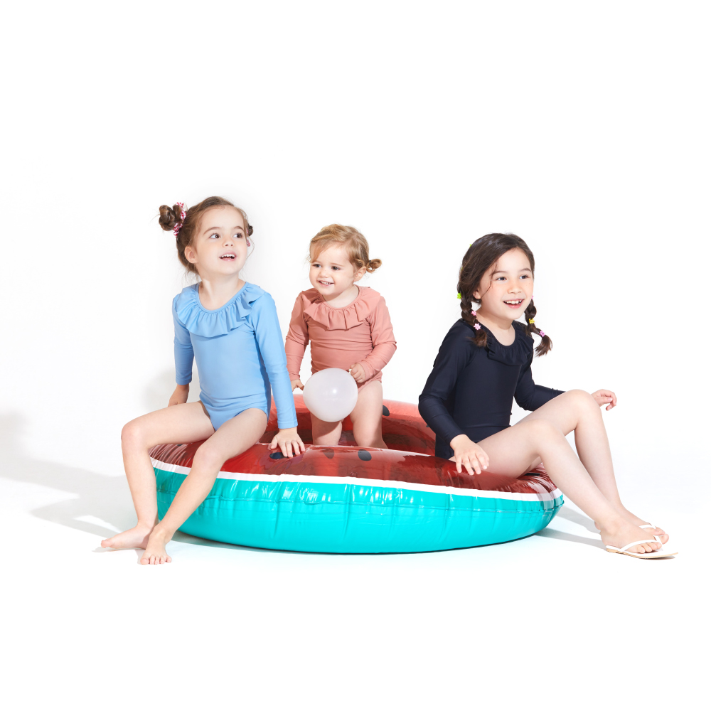 Kidsumplay Back Frill Swimsuit ชุดว่ายน้ำแขนยาววันพีชกัน UV