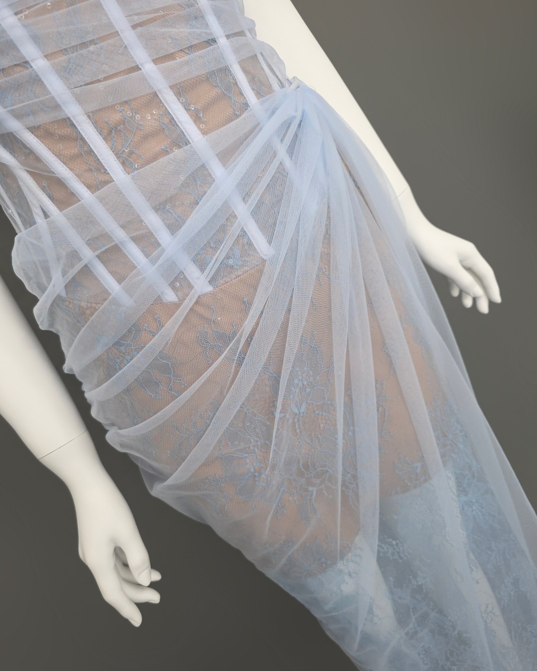 เดรสแฟชั่น เดรสเสื้อเกาะอก มีโครงแบบคอร์เซ็ต