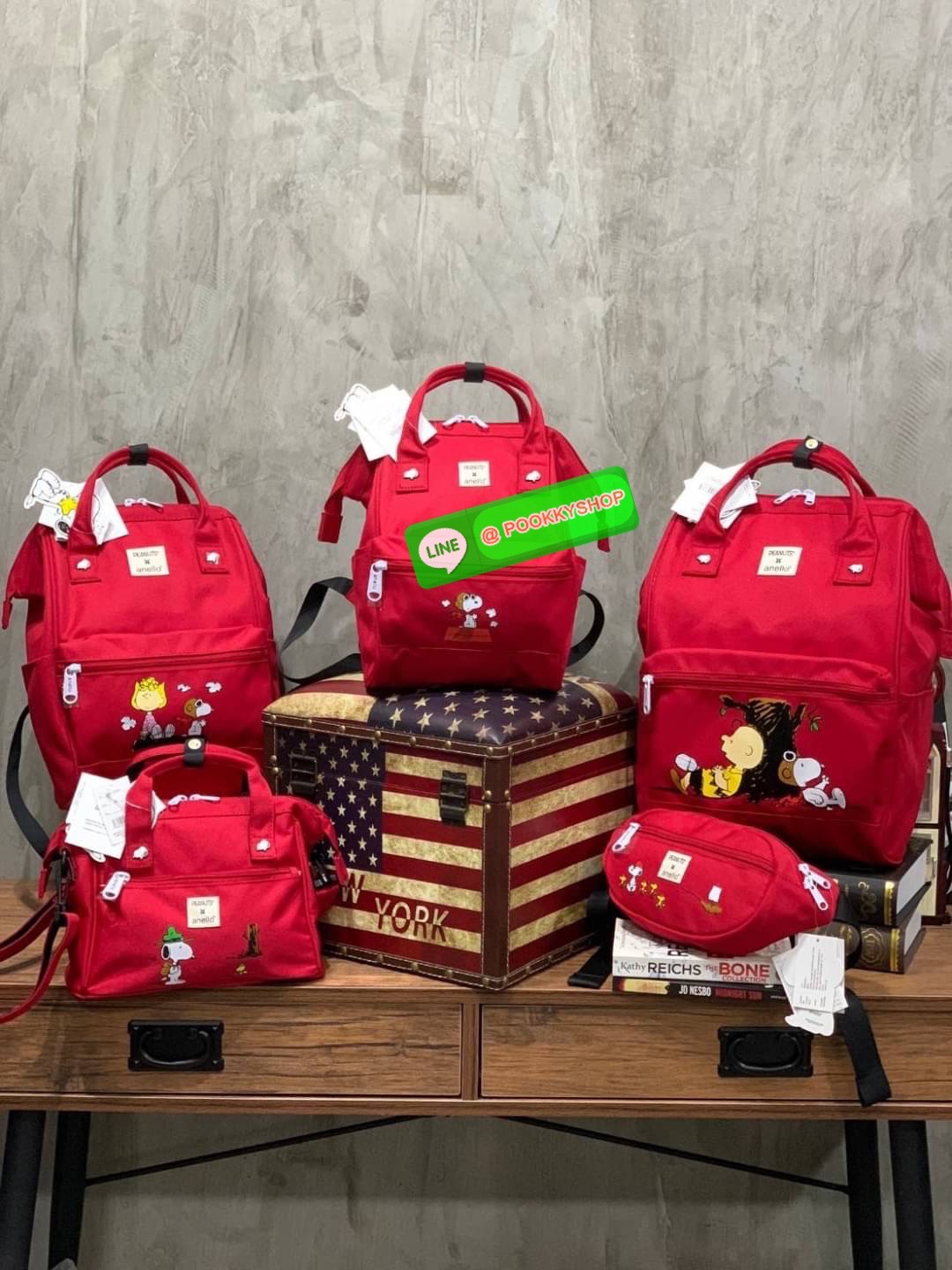 ANELLO x Peanuts Backpack (Size Kids) os-s043 ได้ Collaboration หรือเป็นการร่วมงานกับตัวการ์ตูนสุดคลาสสิคอย่าง Peanuts มานำเสนอโดยเอาคาแลคเตอร์ ในการใช้ชีวิตประจำวัน ที่เหมาะสม มาวางบนตัวกระเป๋า กระเป๋า anello (อเนลโล่) กระเป๋าเป้แบรนด์ของญี่ปุ่น ที่มีเอก