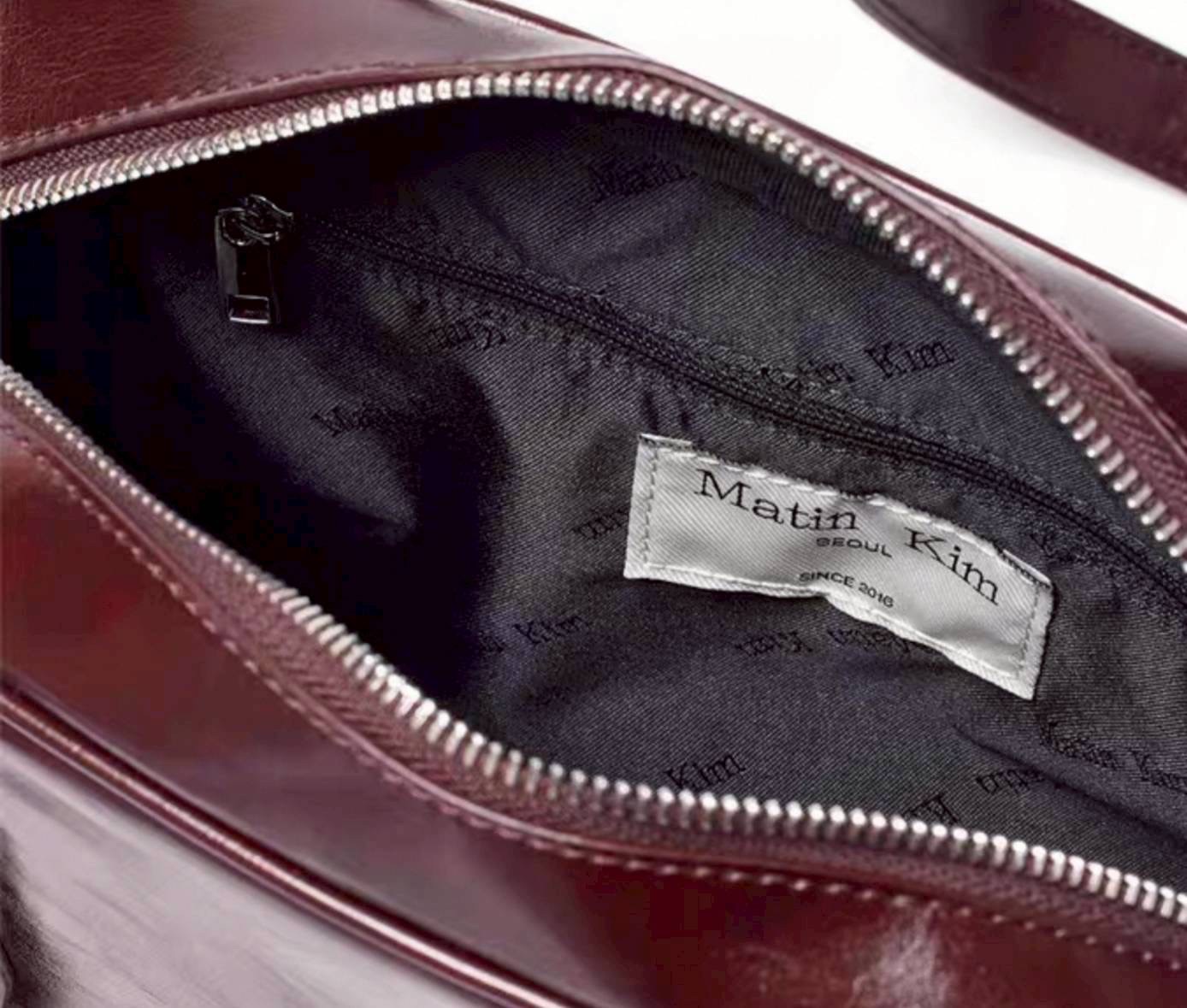 กระเป๋า Martin kim แบรนด์ดังเกาหลี ไม่ต้องต่อคิวซื้อ มาช้อปตรงนี้ได้เลยจร้า หนังเกรดงานพรีเมี่ยม ดีไซน์สวย ..ใส่ของได้จุๆ