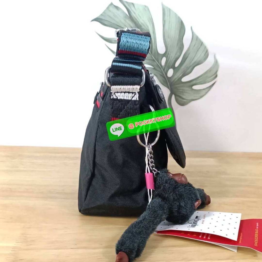 KIPLING SABIAN CROSSBODY MINI BAG กระเป๋าสะพายข้าง วัสดุ Nylon & Polyester 100% ขนาดเล็กกำลังน่ารัก เปิด-ปิดด้วยฝาปิดกระดุมแม่เหล็กและซิปแบรนด์ ด้านในทีแท็กแบรนด์