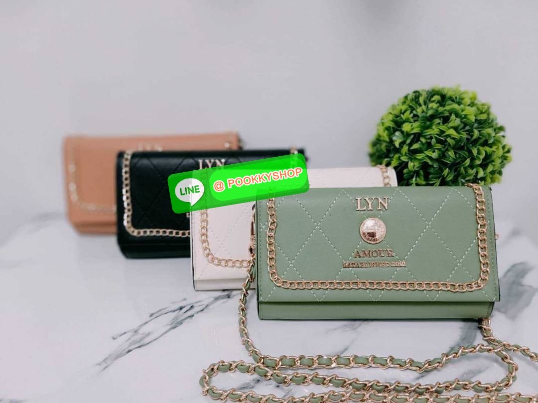 Lyn กระเป๋าสตางค์ สะพายข้าง คอลเล็คชั่นใหม่ สายสะพายสามารถถอดออกได้นะคะ