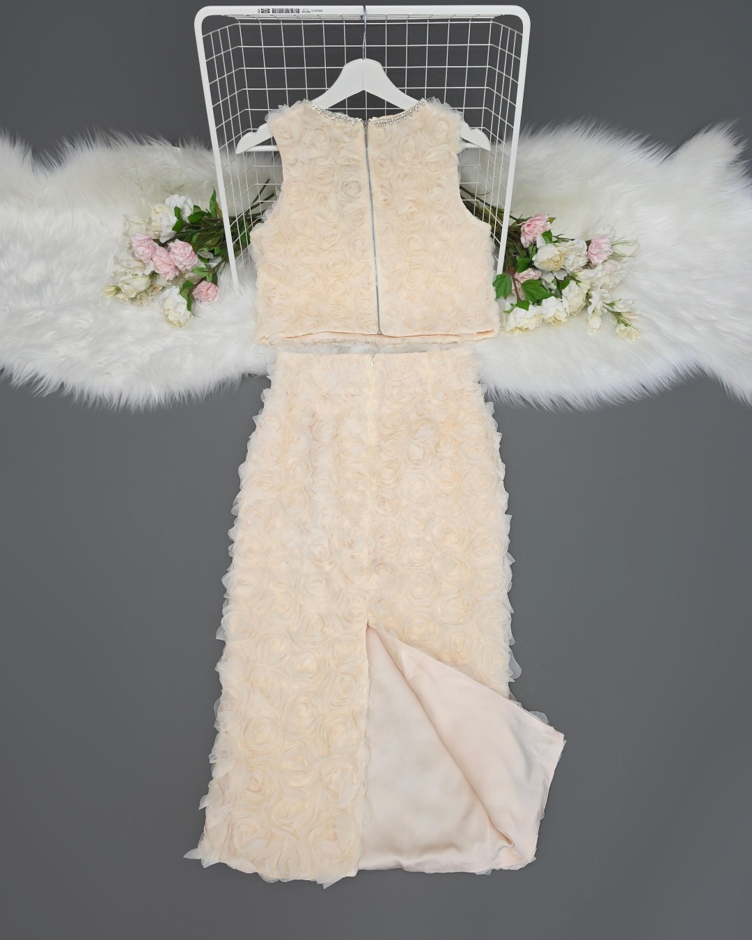 ชุดเซทแฟชั่น เซ็ตเสื้อแขนกุดทรงหลวม+กระโปรงทรงสอบ