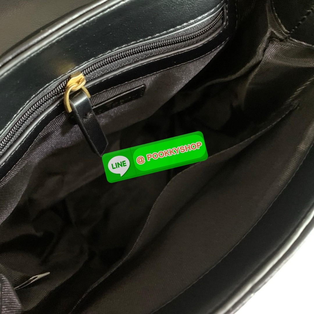 KATE SPADE NEW YORK Evelyn Small Quilted Leather Backpack กระเป๋าเป้สะพายหลังไซต์เล็กสุดคิ้ว หนังนิ่มสุดๆเย็บลวดลายตารางทั้งใบ ด้านหน้าตกแต่งต้วยชื่อแบรนด์ มีช่องเล็ก 1 ช่อง เปิด-ปิดกระเป๋าด้วยตัวล็อค ด้านในตัวกระเป๋าโล่งกว้าง จุของได้เยอะ และมีช่องซิปใส่