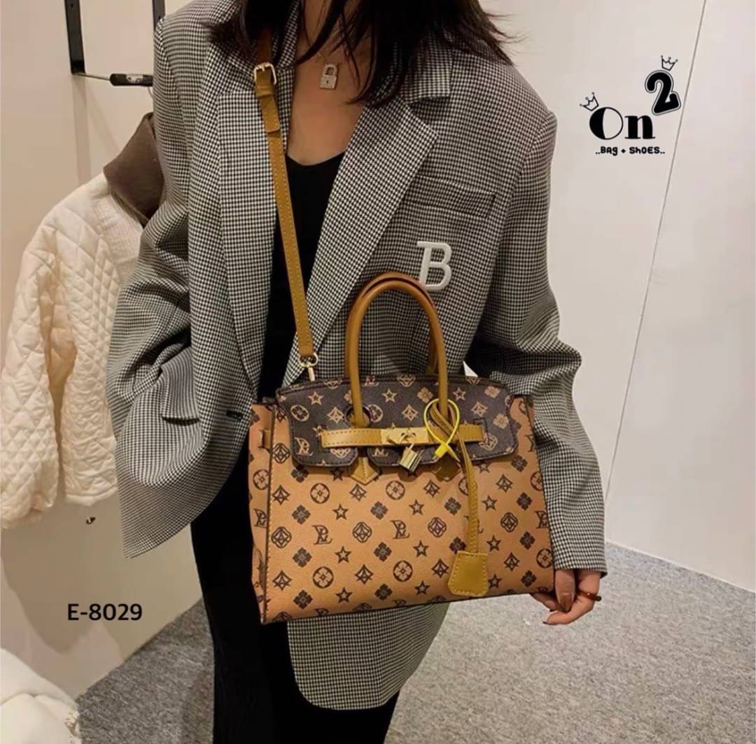 New arrivals กระเป๋าสะพายมาใหม่ ทรง Birkin งานสไตล์แบรนด์ เปิดหน้าอะไหล่ทอง สายสะพายยาวแบบครอสบอดี้