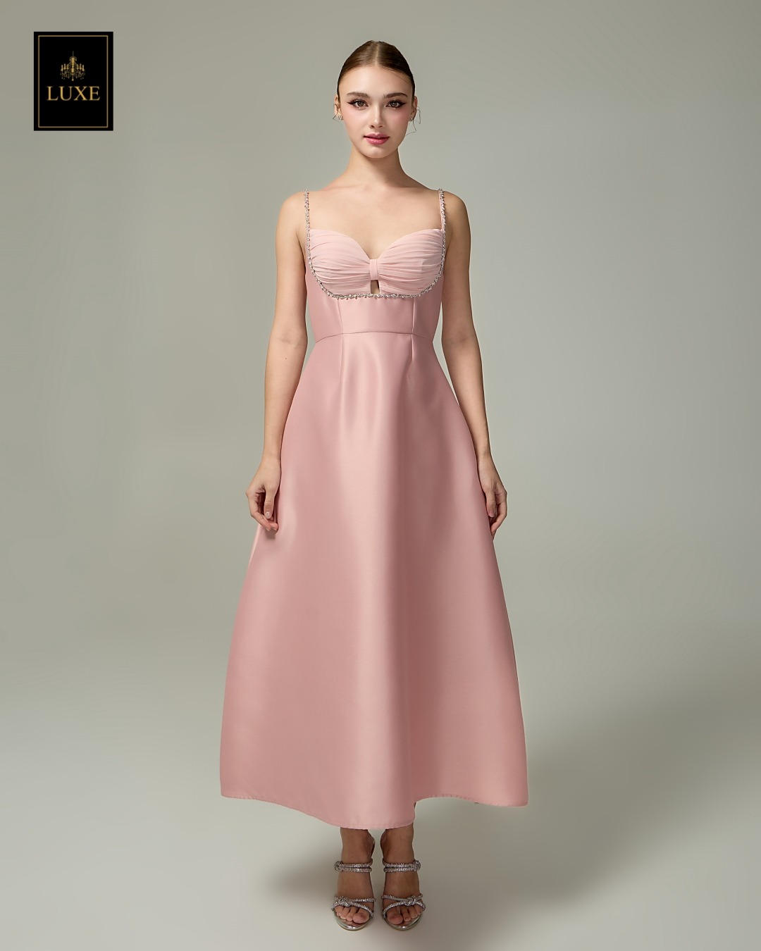 เดรสแฟชั่น เดรสเสื้อสายเดี่ยว กระโปรงทรงเอ