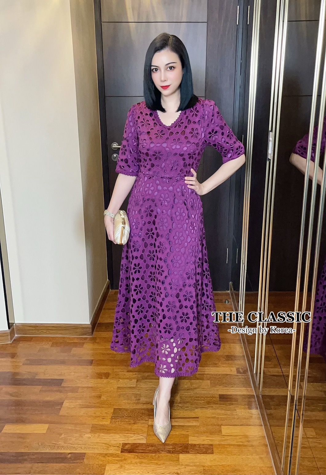 เดรสแฟชั่น เดรสลูกไม้ยาวใช้ผ้าลูกขึ้นลายดอกไม้ เนื้อแน่นอย่างดีมีน้ำหนัก