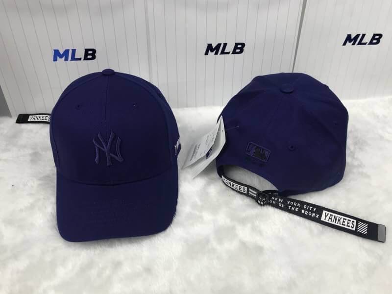 หมวก NY พร้อมส่งทุกแบบค่ะ ส่งฟรี ems จ้า