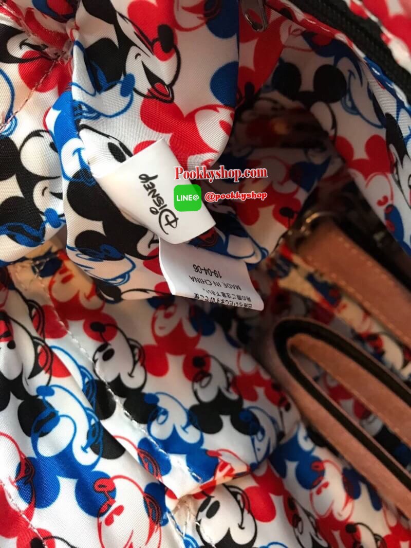 ANELLO MICKEY LIMITED EDITION REGULAR SHOULDER BAG DT-G002 รุ่นลิมิตเตทจาก Mickey90’s มาในรูปแบบ2way สไตล์Boston วาดลวดลายและสีสันแล้วสกรีนลายลงบนเนื้อผ้า สีสันตัวการ์ตูนแมทช์เข้ากับกระเป๋า ยังมีซับในพิมพ์ลายมิ้กกี้พิเศษสำหรับคอลเลคชันนี้เท่านั้นคร้า!!