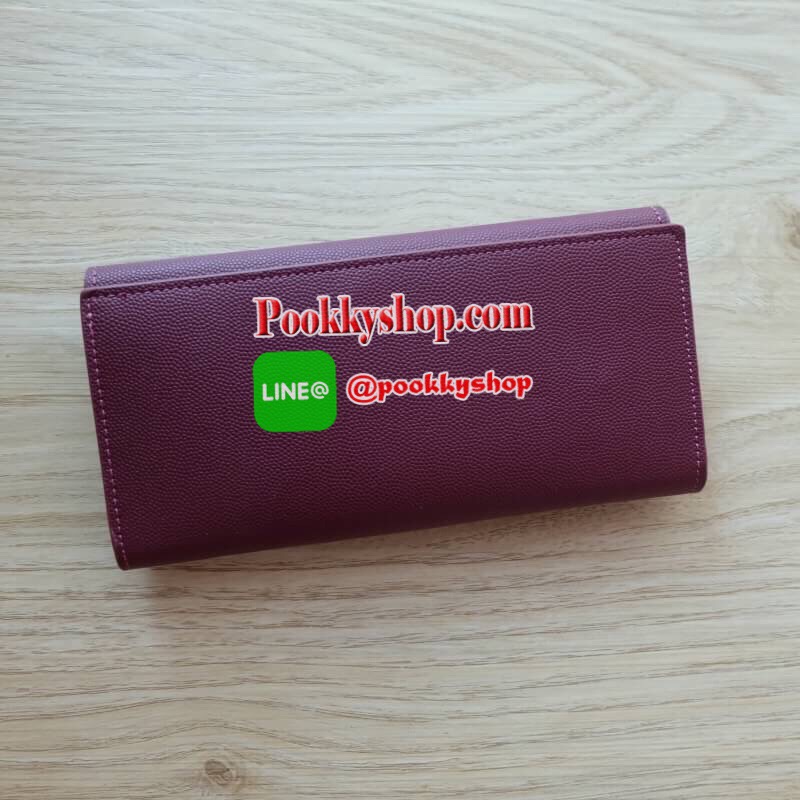 Charles & Keith Push-Lock Long Wallet พร้อมส่งทั้ง 8 สี!! กระเป๋าสตางค์ใบยาว สามารถใช้งานได้ทั้งด้านหน้าและด้านหลัง ด้านหน้าเปิด - ปิดด้วยตัวกดล็อคทั้ง 2 ฝั่งพร้อมกัน ภายในมีช่องซิปและช่องใส่ธนบัตร ด้านหลังเปิด - ปิดด้วยกระดุม ภายในมีช่องใส่บัตรหลายช่องแล