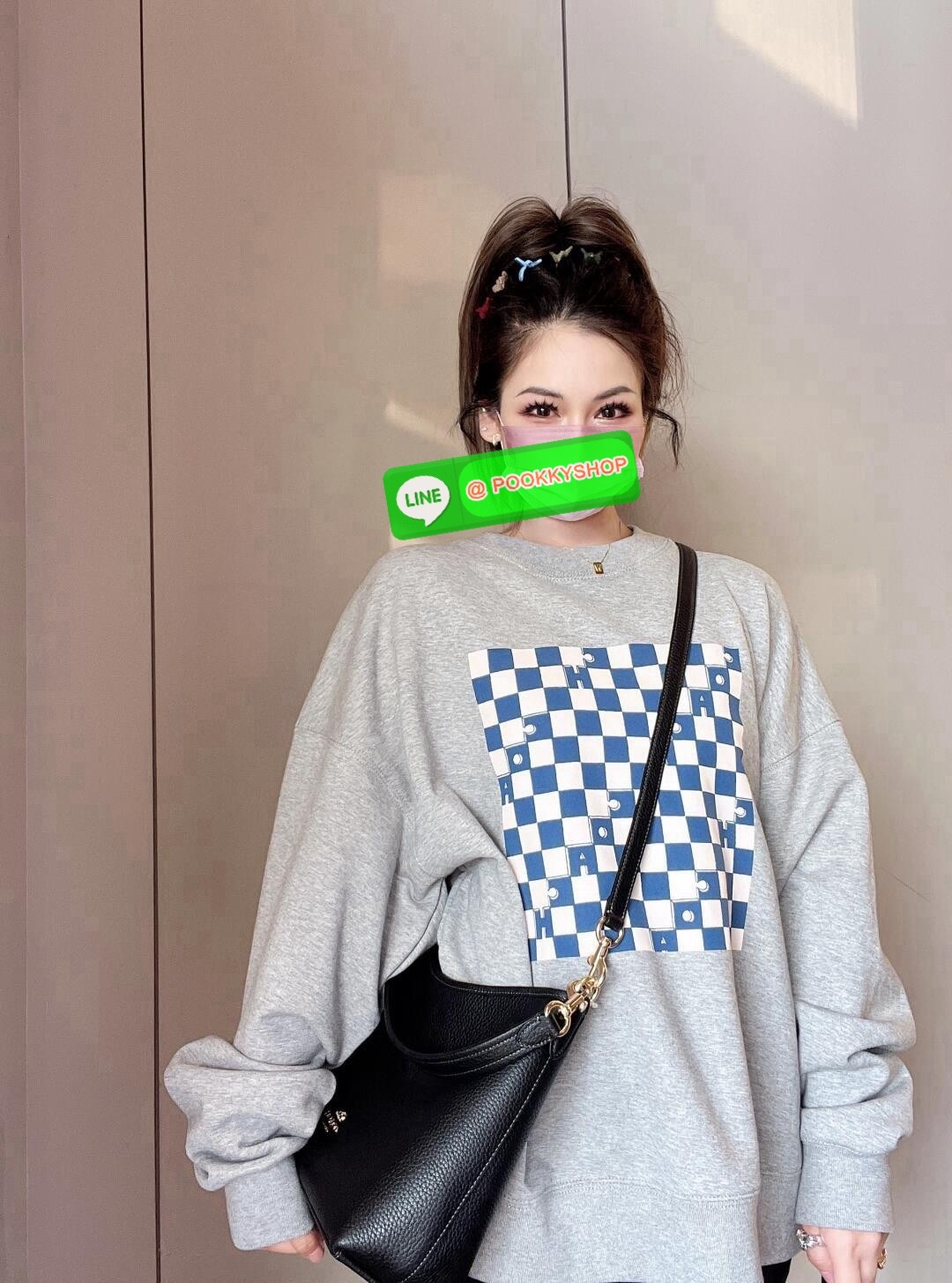 Coach Laurel Shoulder Bag Black CR148 🔖กระเป๋าสะพายข้าง/ไหล่ ทรง hobo สวยทันสมัยไม่มีเอาท์ 🔖วัสดุ : pebble leather 🔖เปิด - ปิด แบบซิปบน ภายในช่องโล่งกว้าง มีช่องรับแยกสองช่องมีซิปหนึ่งช่อง จุของได้เยอะ