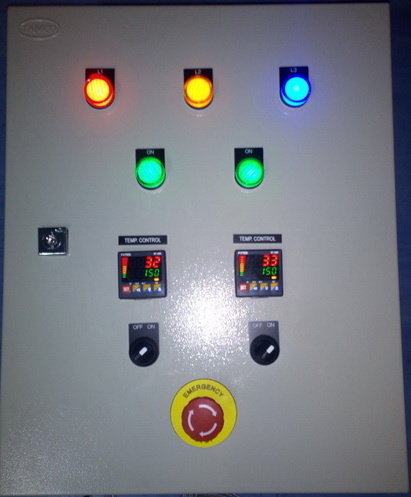 ออกแบบติดตั้ง ตู้ควบคุมอุณหภูมิ