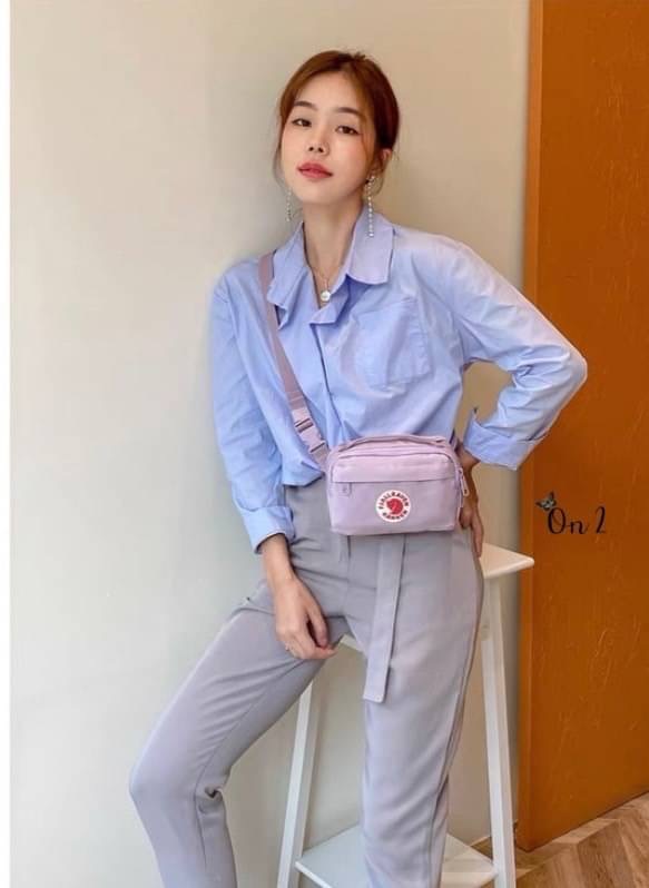 Kanken คาดอกได้ สะพายข้างได้ วัสดุตัวกระเป๋าทำจากผ้ากันน้ำอย่างดี อะหลั่ยสีตามตัวกระเป๋า สายกระเป๋าทำจากผ้าทออย่างดี