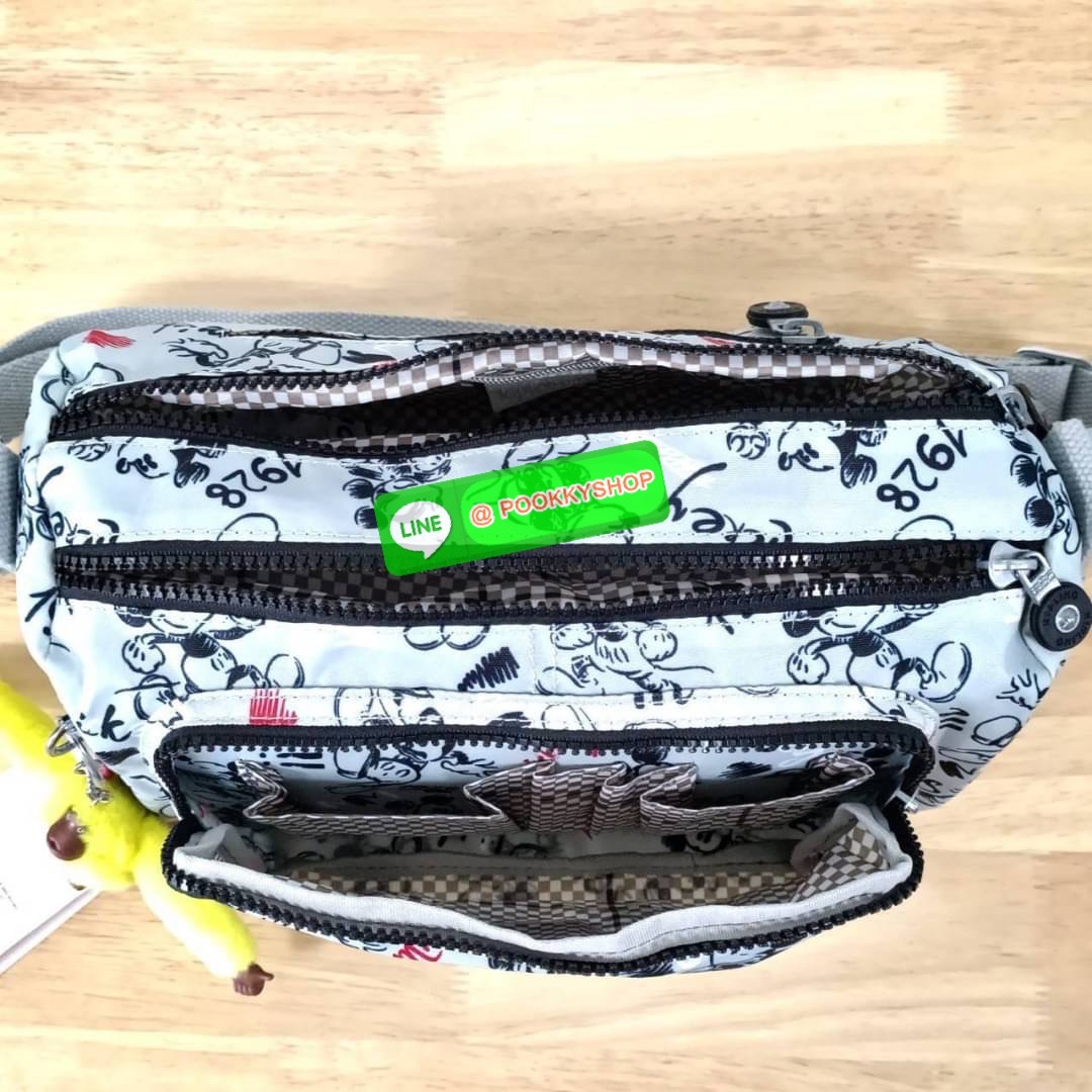 KIPLING RETH CROSSBODY BAG ซับในตาราง วัสดุ Nylon +polyester กระเป๋าสะพายข้างหรือ สะพาย Crossbody ได้ ช่องหน้าเปิด-ปิด ด้วยซิป พร้อมช่องแยกบ่อยด้านข้าง ช่องหลัก 2 ช่อง ด้านในโล่งกว้าง สามารถจุสัมภาระได้เยอะ พร้อมช่องซิปหลัง สายสะพายปรับระดับสั้น-ยาว ได้ f