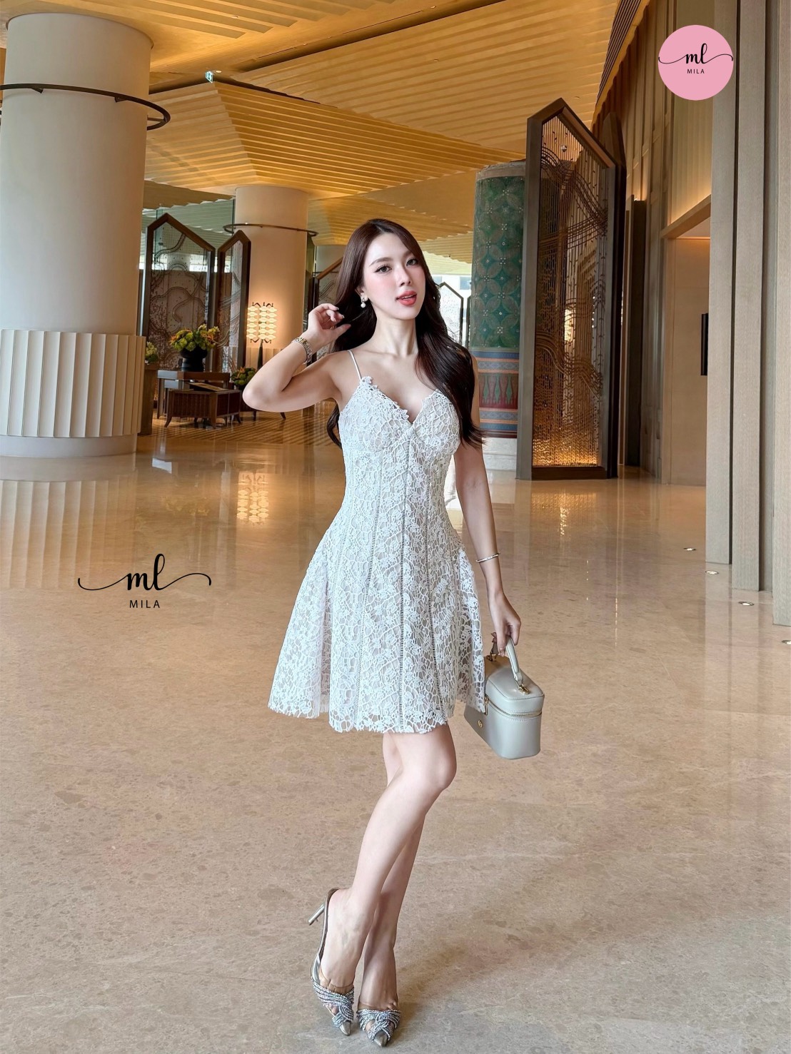 เดรสแฟชั่น เดรสลูกไม้ตัวนี้คือความเจ้าหญิงสุดดด! ใส่แล้วสวยละมุนขั้นสุด