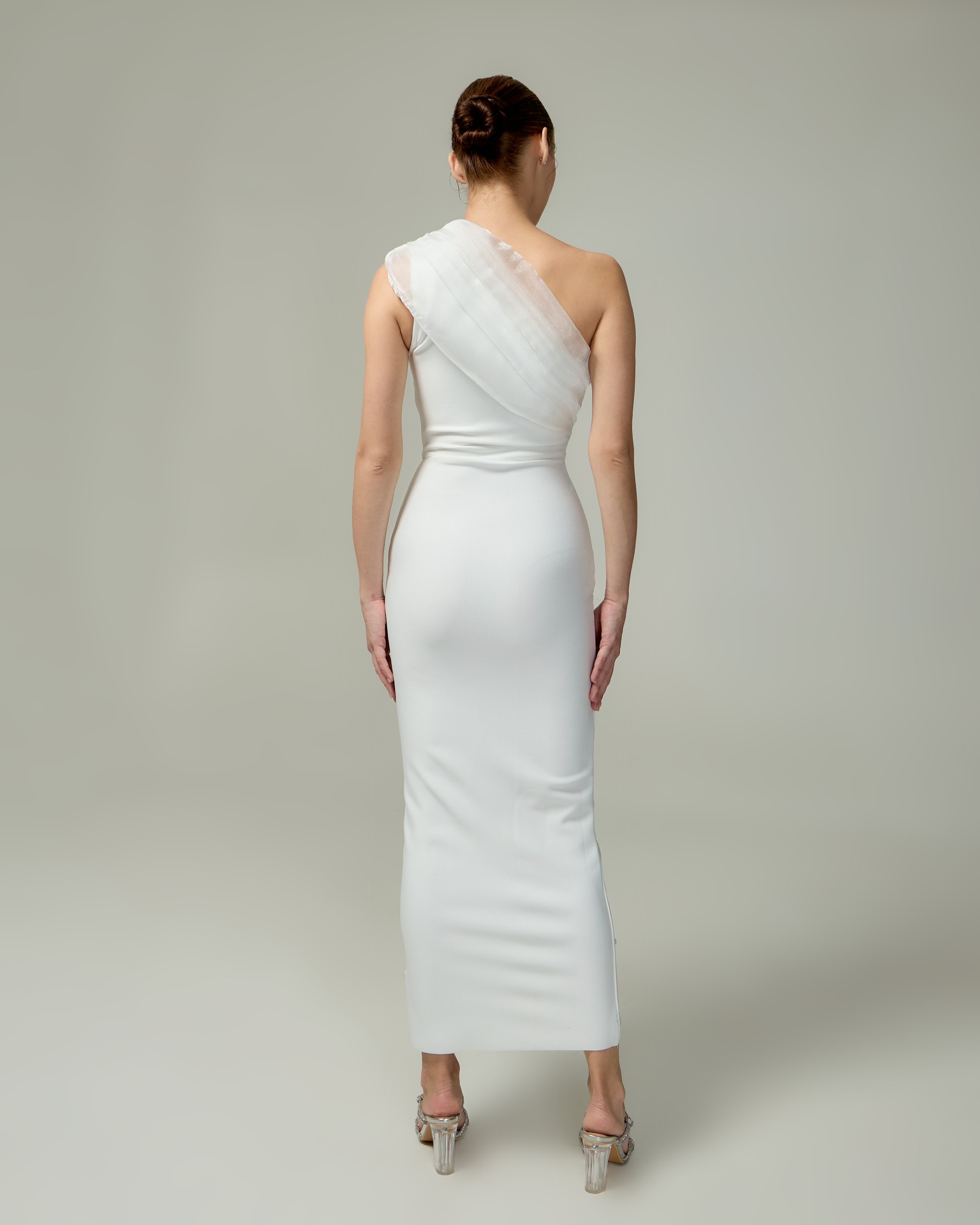 เดรสแฟชั่น เดรสเสื้อไหล่เดียว กระโปรงยาวทรงเข้ารูป