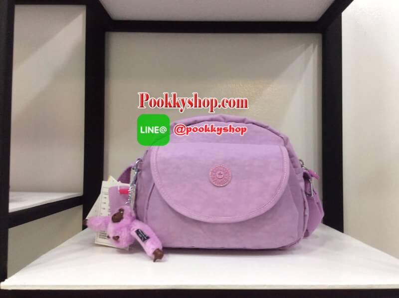 พร้อมส่ง New Arrival Kipling nylon shoulder bag 2017 ( K15313 ) >>พร้อมส่งค่ะกระเป๋าสะพายข้างรุ่นใหม่ล่าสุด วัสดุไนล่อน กันน้ำ บุด้วยนวมที่ฐานกระเป๋าเพิ่มความนุ่มค่ะ >>รูปทรงสวย ขนาดกระทัดรัด มีช่องกระเป๋าด้านหน้าใส่ของจุกจิกหนึ่งช่องค่ะ >&