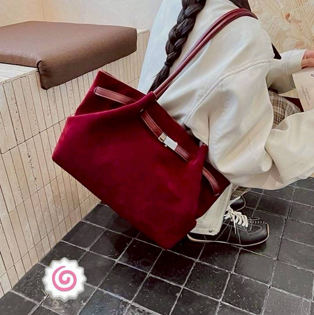 Shopping bag Korea style กระเป๋าสะพายไหล่ ทรง shopping วัสดุเป็นหนังกลับ (Suede PU leather) ด้านในกว้าง ใส่ของได้จุใจ