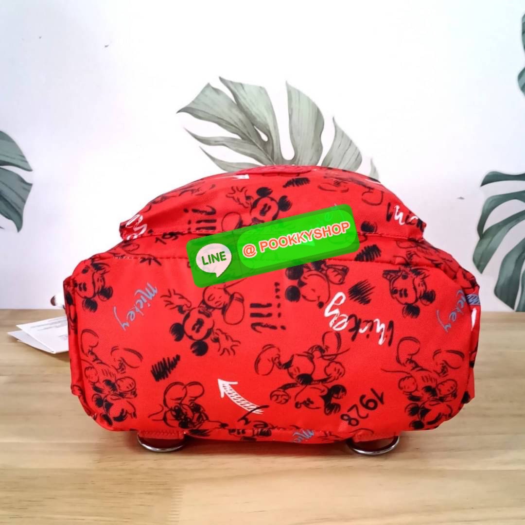 KIPLING 3 WAYS MINI BACKPACK ซับในลายตาราง กระเป๋าสะพาย 3 Ways รุ่นใหม่ วัสดุ Nylon & Polyester 100% หูหิ้วหนังปั๊มชื่อแบรนด์ สายสะพายยาวเลื่อนปรับได้ free size และ สามารถถอดได้ สามารถถือหรือสะพายได้ จะสะพายไหล่ สะพายเฉียง Crossbody หรือจะคล้องสายเป็นเป้ส