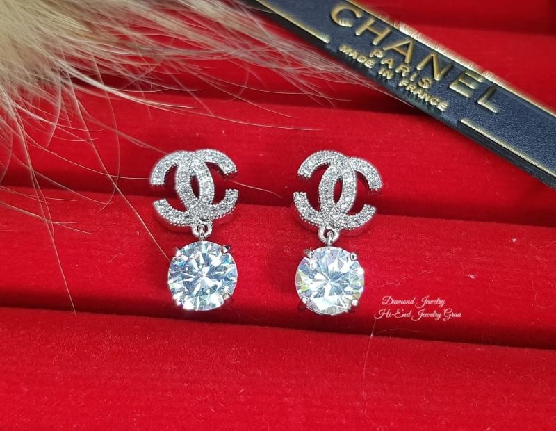 New Arrival !!!!! Chanel Earring ต่างหูชาแนล งานเพชร CZ แท้ เพชรละเอียด งานฝังmicrosetting งานน่ารักมากกกใส่ออกมาสวยมากค่ะ