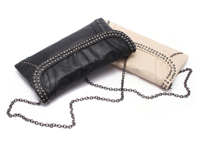 กระเป๋า Clutch มือ TONI BIANCO แบรนด์สุดหรูออสเตรเลีย สีครีม หนังหรูสุดนุ่ม สายโซ่ ถอดใส่ได้คะ