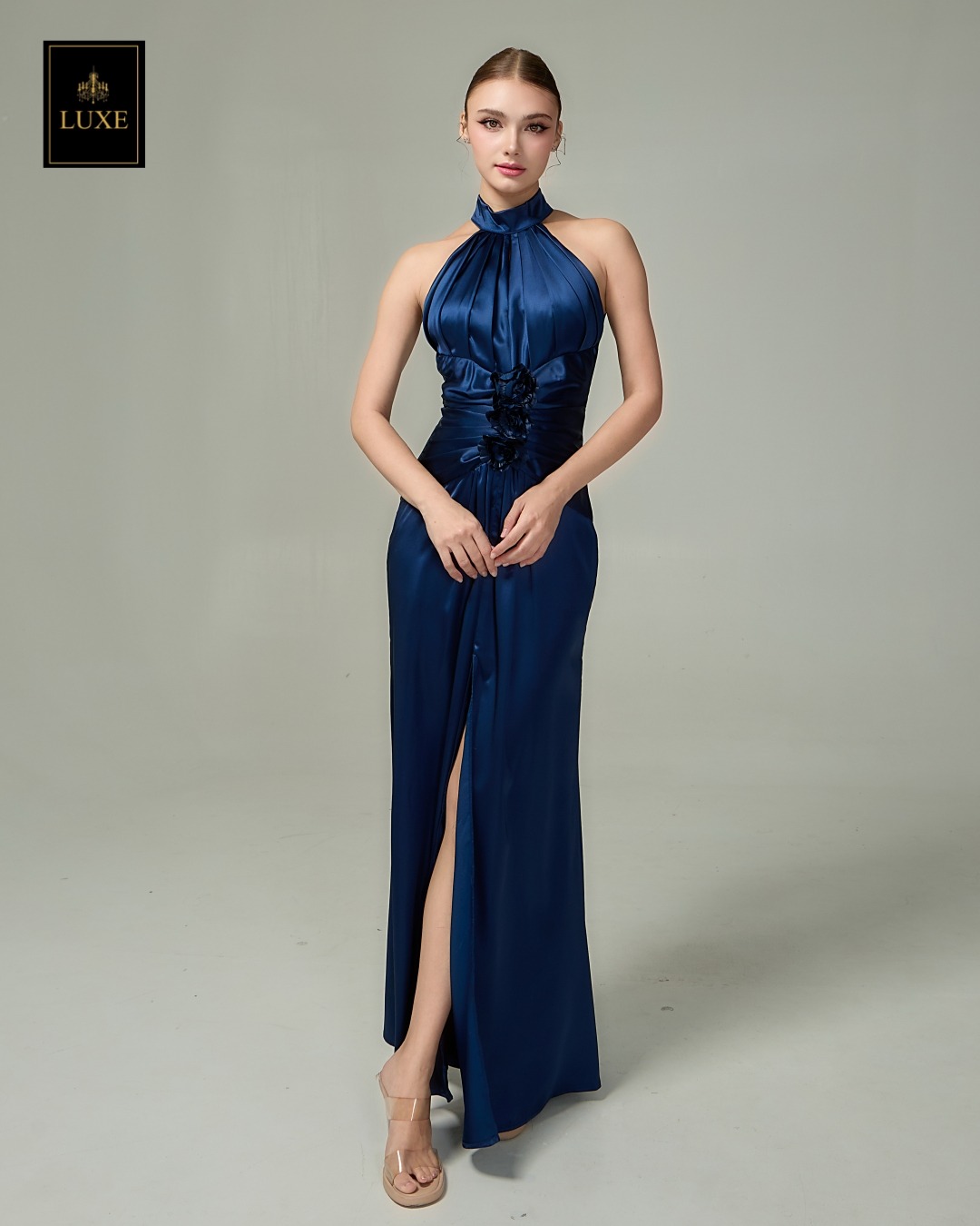 เดรสแฟชั่น แม็กซี่เดรสเสื้อคอกลมแขนกุด กระโปรงผ่าหน้าขา