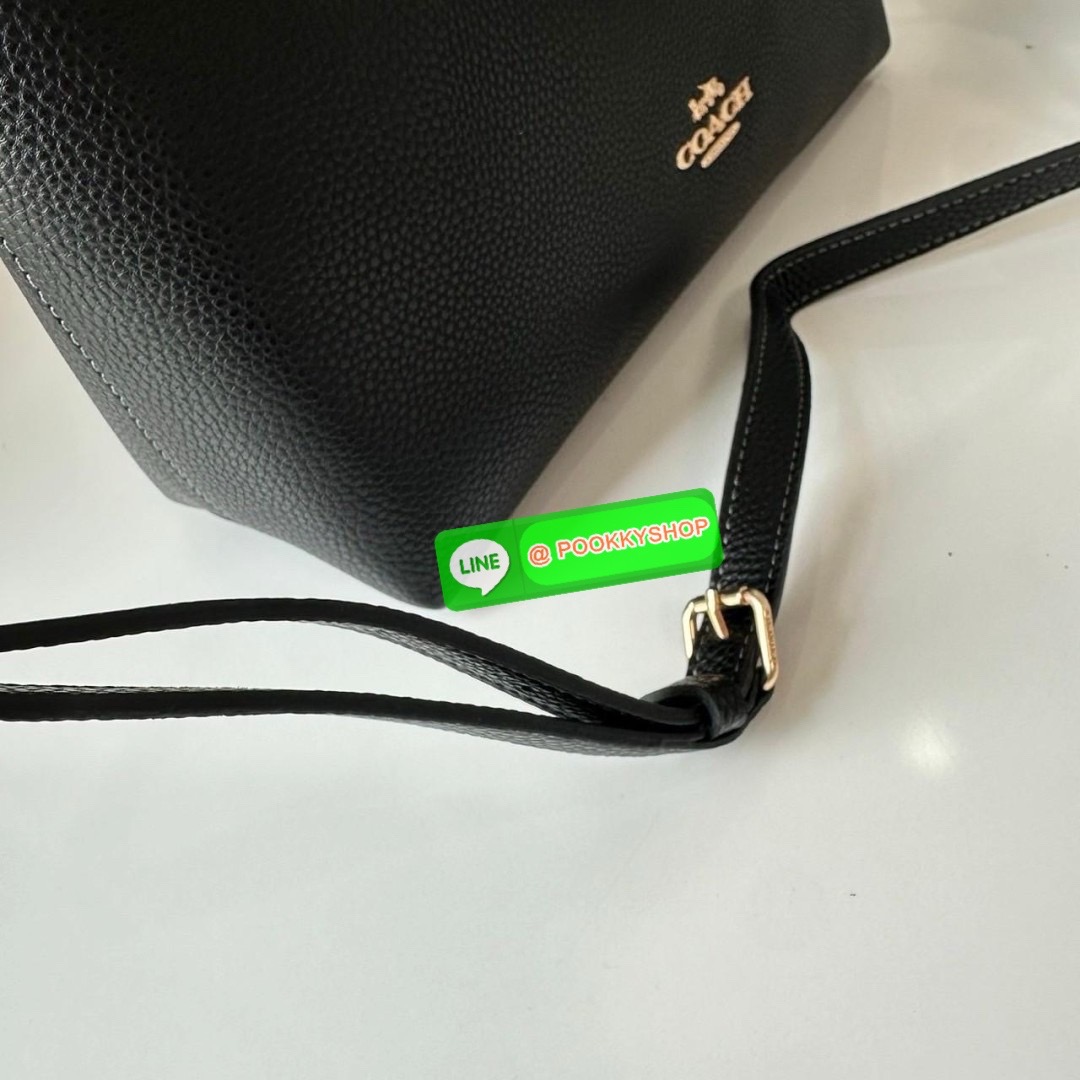 Coach Laurel Shoulder Bag Black CR148 🔖กระเป๋าสะพายข้าง/ไหล่ ทรง hobo สวยทันสมัยไม่มีเอาท์ 🔖วัสดุ : pebble leather 🔖เปิด - ปิด แบบซิปบน ภายในช่องโล่งกว้าง มีช่องรับแยกสองช่องมีซิปหนึ่งช่อง จุของได้เยอะ