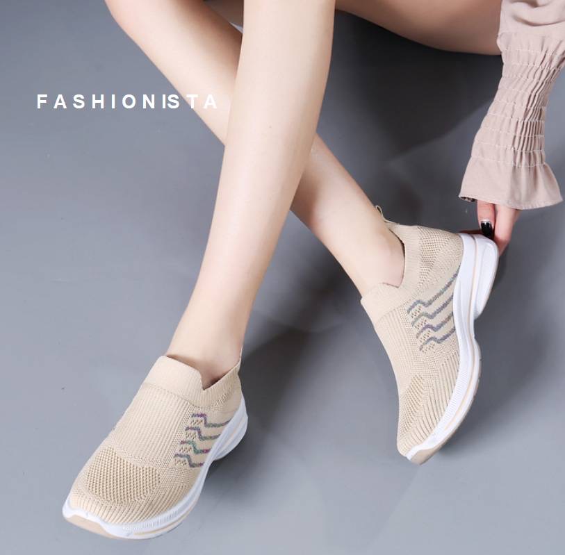 HOT ITEM รองเท้าเพื่อสุขภาพรุ่นใหม่พร้อมส่งค่ะ งานสลิปออนทรงสวมสไตล์สปอร์ต เนื้อผ้าหนานุ่มขึ้นทรงยืดหยุ่นดีกระชับหน้าเท้า พื้นยางหนึบยึดเกาะดีเยี่ยม เดินสบายไม่เมื่อย ทรงอูมไม่บีบอัดหน้าเท้า ใครได้ใส่ต้องหลงรักแน่นอน งานสวยตรงปก 100% เป๊ะ ถ่ายงานขายจริงจ้