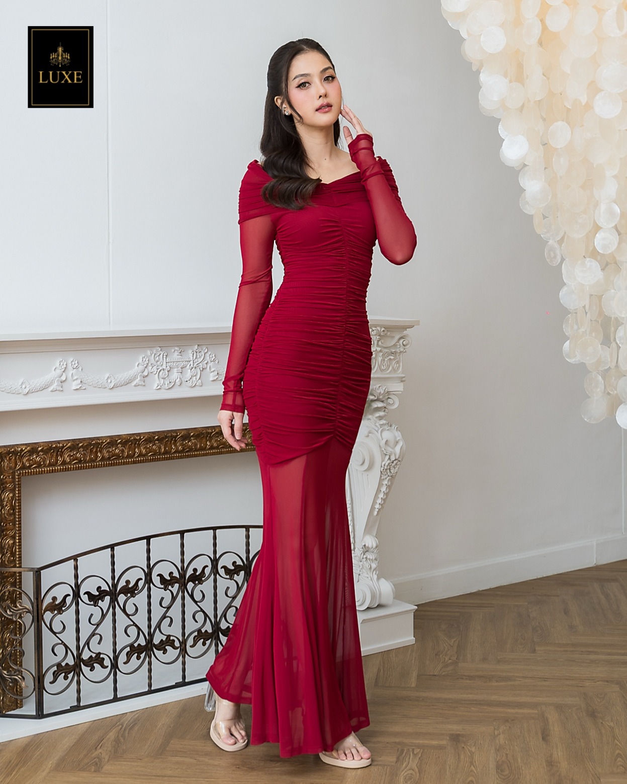 เดรสแฟชั่น แม็กซี่เดรส เสื้อแขนยาวเปิดไหล่ ดีเทลจับเดรป