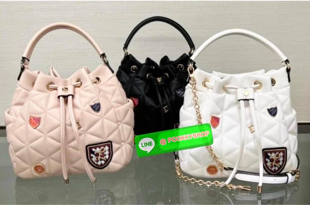 กระเป๋า Lyn สะพายข้าง ทรงขนมจีบ คอลเลคชั่นใหม่ งานแท้Outlet