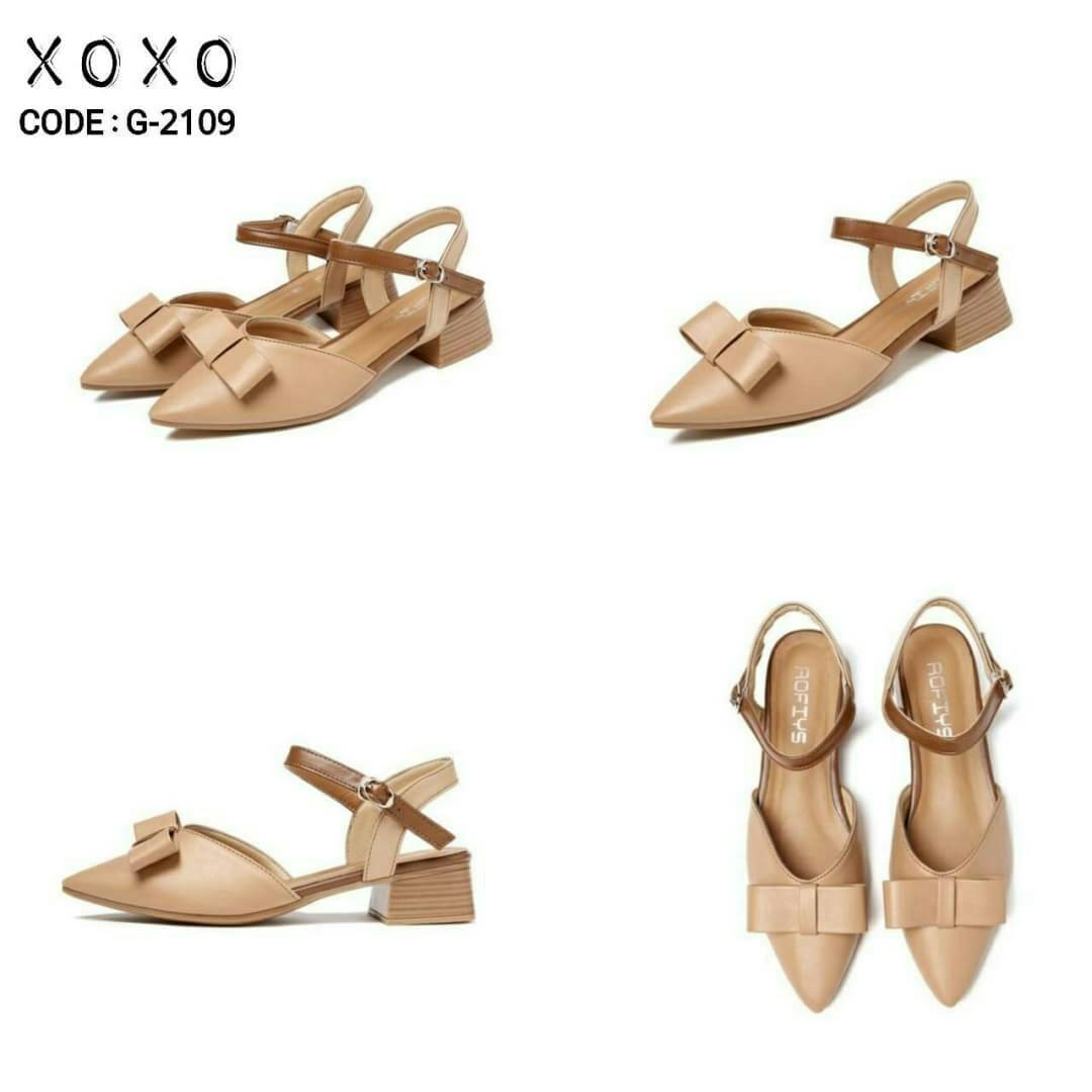 สินค้าพร้อมส่ง สวย เรียบ หรู ละมุน งานดูแพงเกินราคาขายจร้า คัชชูส้นไม้ ทรงหลังเปิด ด้านหน้า เชฟวี ใส่แล้วขาดูเรียว ยาว สวมใส่ง่าย ตะข้อคาดหลัง มีส้นเล็กน้อย วัสดุ PU แต่งโบด้านหน้า สวยน่ารัก วัสดุ PU