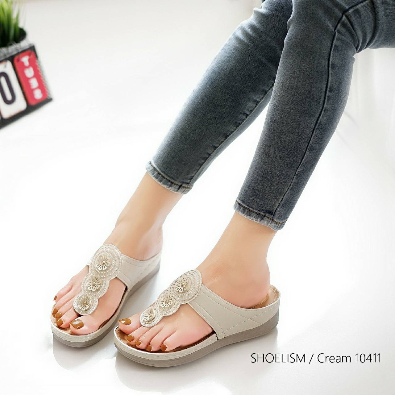 นิ่มเต็มสิบ ไม่กล้าหัก รองเท้าหูคีบลำลอง เพื่อสุขภาพพื้นนิ่ม เบาสบายเหมาะกับคนรักสุขภาพเท้า งานสวยเลเซอร์เนี้ยบ