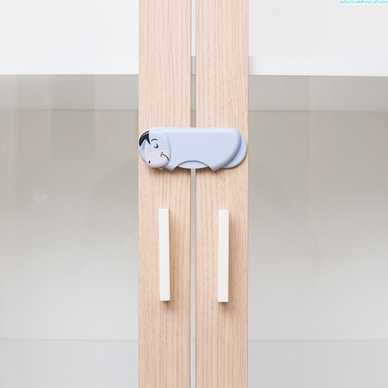 ที่ปิดตู้ลายอียอร์